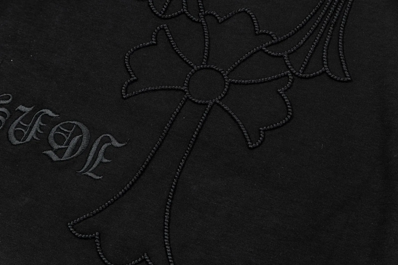 🅿️200 [CH Crow Heart] 2025FW short-sleeved T-shirt, arch bridge embroidery, high-end 26s double yarn 300g fabric, heavy fabric, custom stretcher rib, same cylinder and dye, complete three standards, same style for men and women, color: black, white, size: S M L XL 2XL